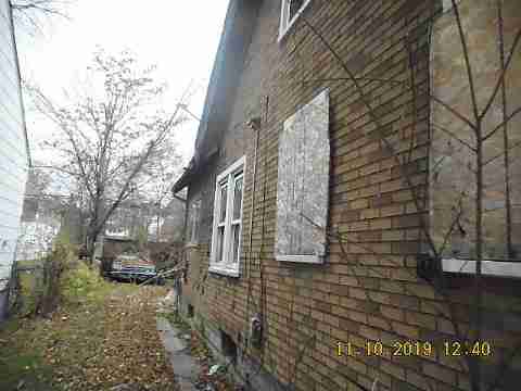 12713 Greenlawn (6)_m.jpg